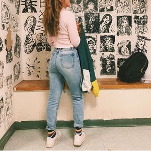 BRANDY MELVILLE MOM JEANS